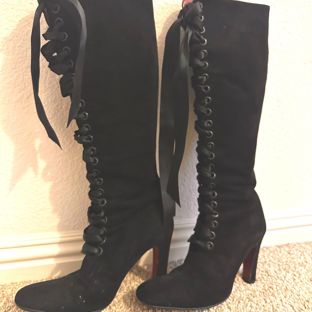 Christian   Louboutin lace up boots black suede 7